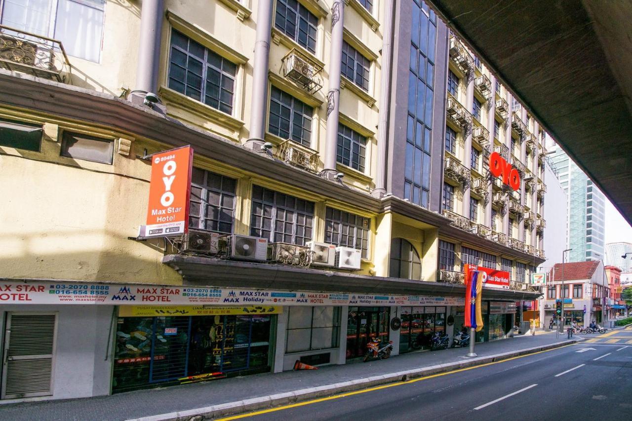 Oyo 89494 Max Star Hotel — Photos 1